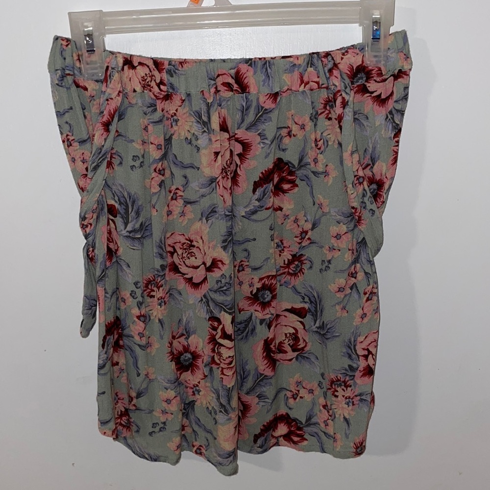 American Eagle strapless top